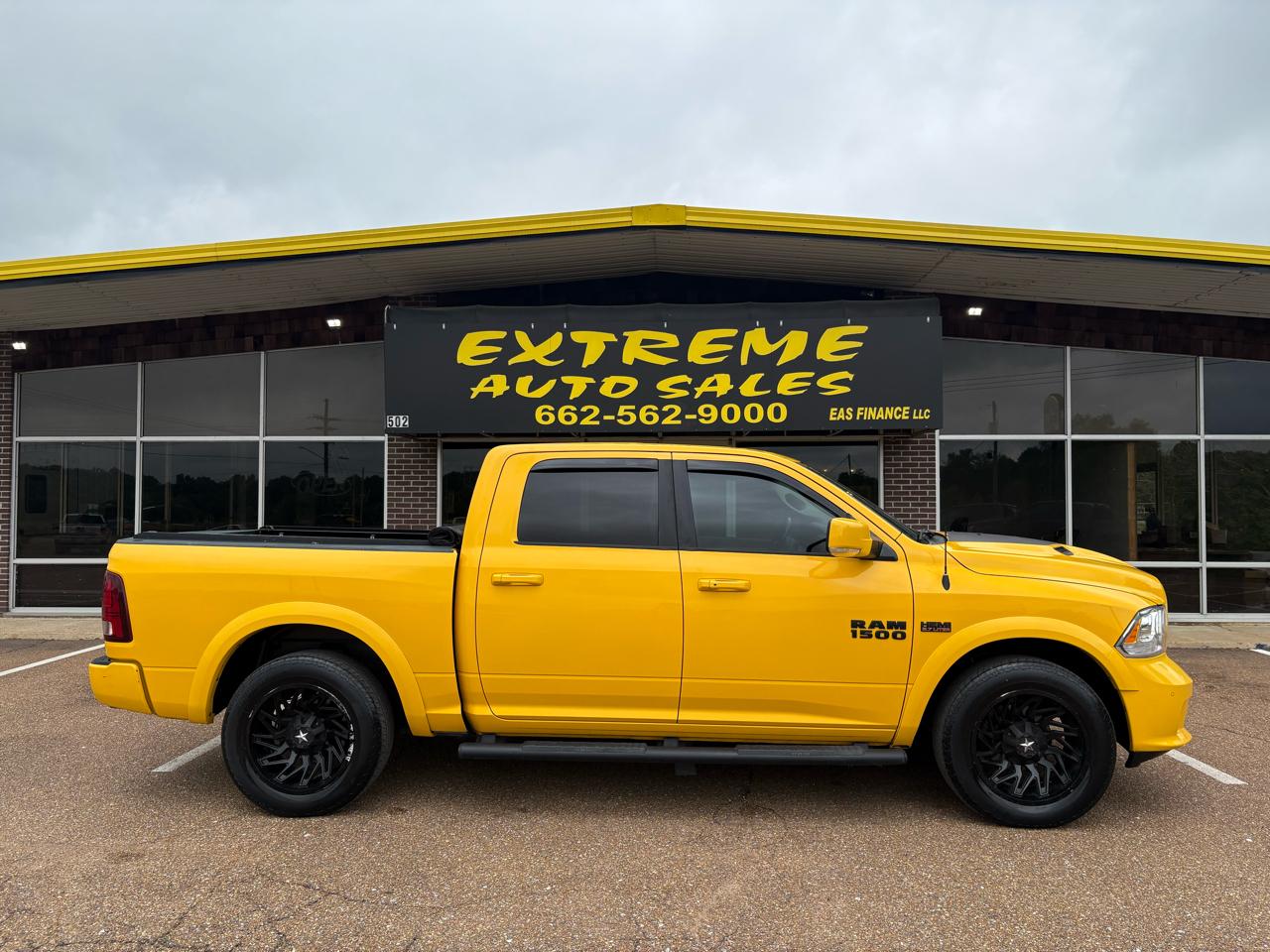 2016 RAM 1500 Sport 4x4 Crew Cab 5'7's photo