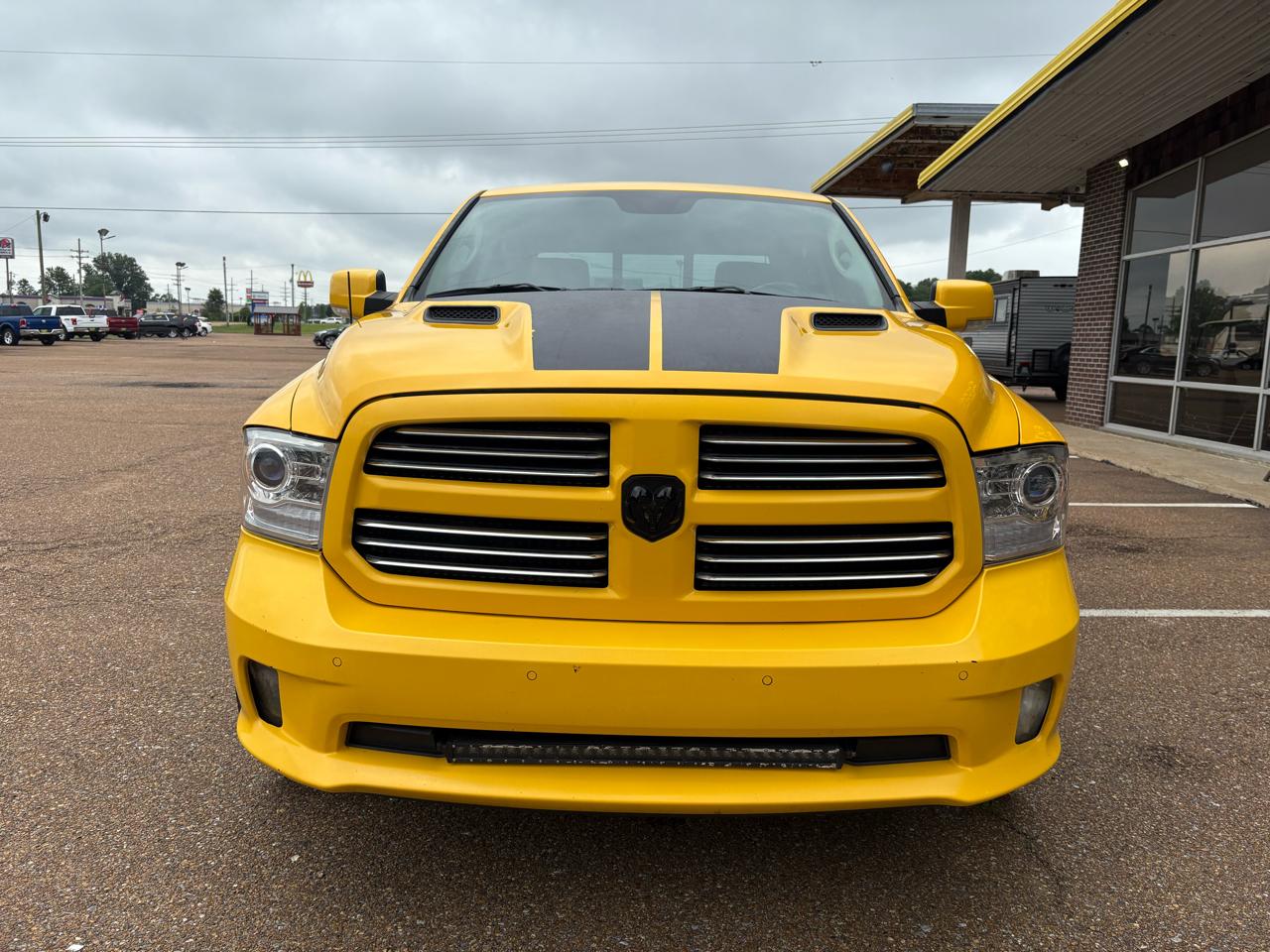 RAM 1500 Sport Crew Cab SWB 4WD 2016