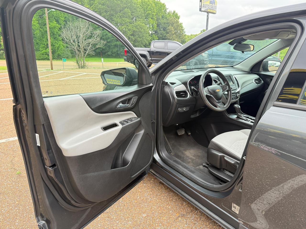 Chevrolet Equinox LS 2WD 2019