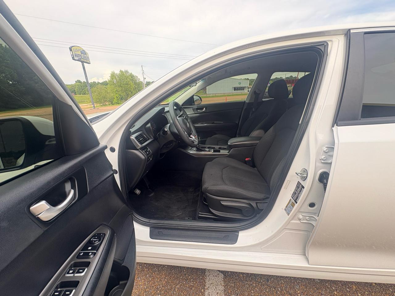Kia Optima LX 2020