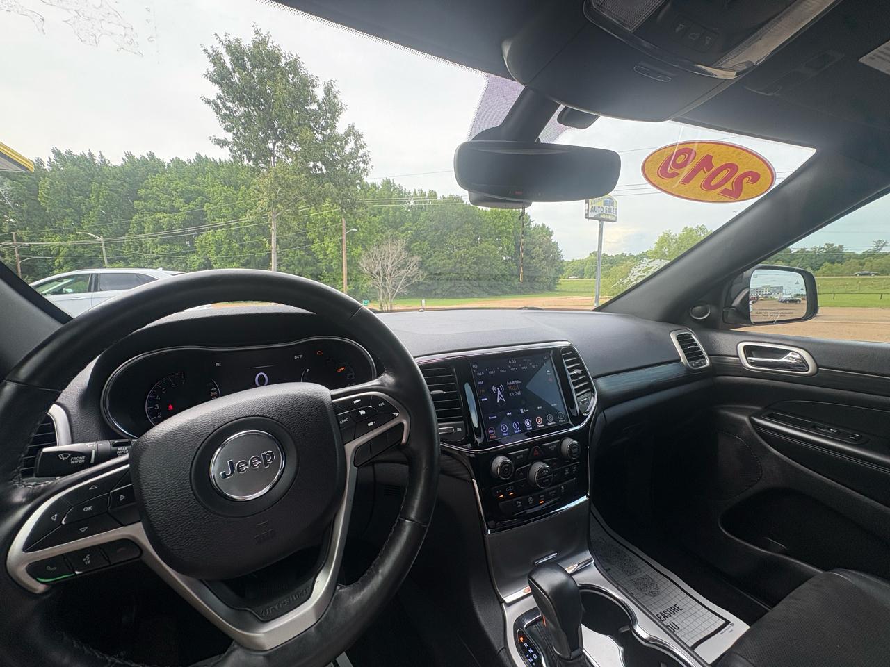Jeep Grand Cherokee Laredo 4WD 2019