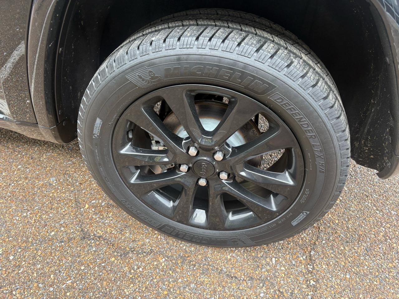 Jeep Grand Cherokee Laredo 4WD 2019
