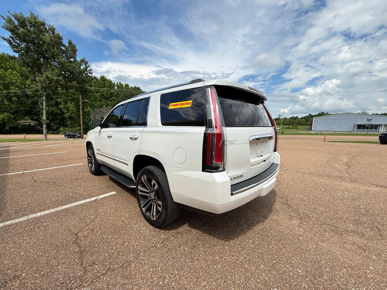 GMC Yukon Denali 4WD 2017