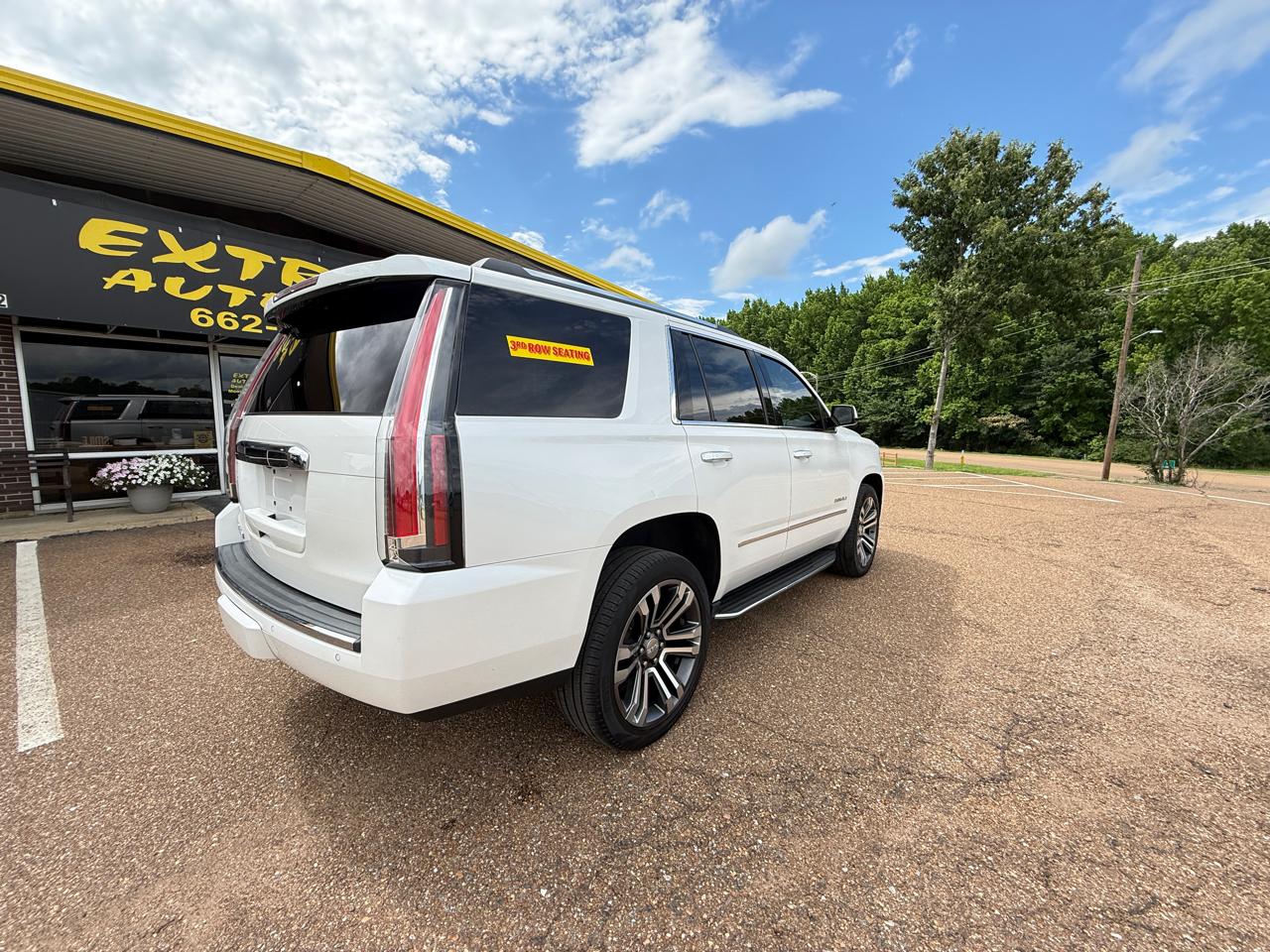 GMC Yukon Denali 4WD 2017