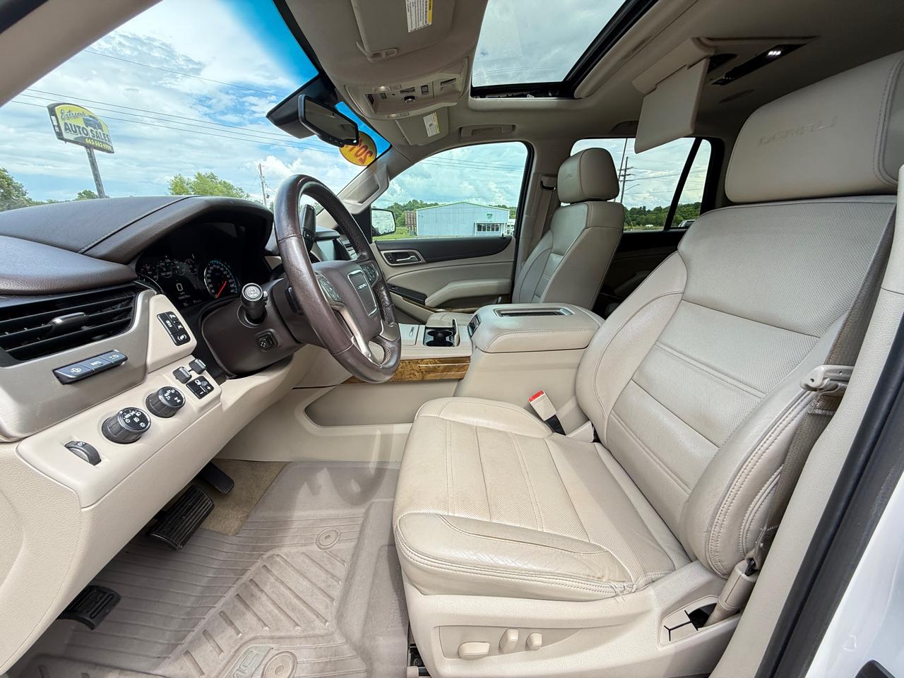 GMC Yukon Denali 4WD 2017