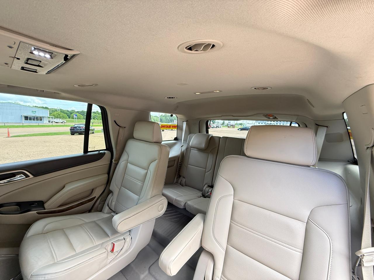 GMC Yukon Denali 4WD 2017