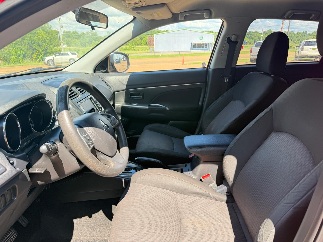 Mitsubishi Outlander Sport ES 2.0 CVT 2019