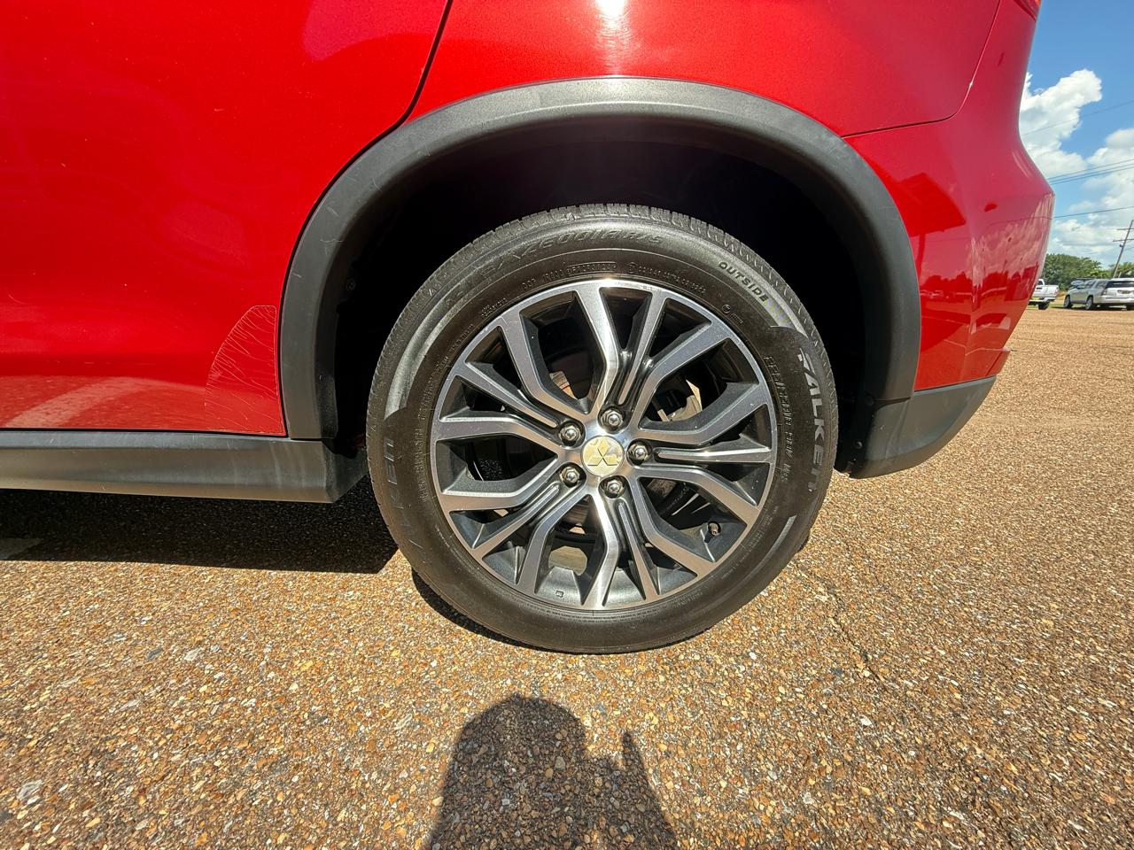 Mitsubishi Outlander Sport ES 2.0 CVT 2019