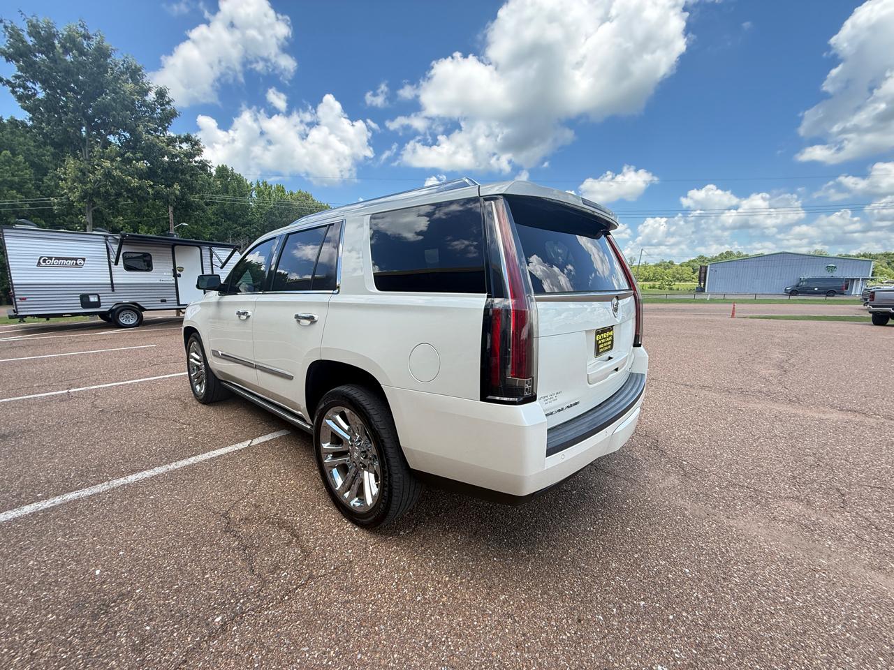 Cadillac Escalade 4WD 4dr Premium 2015