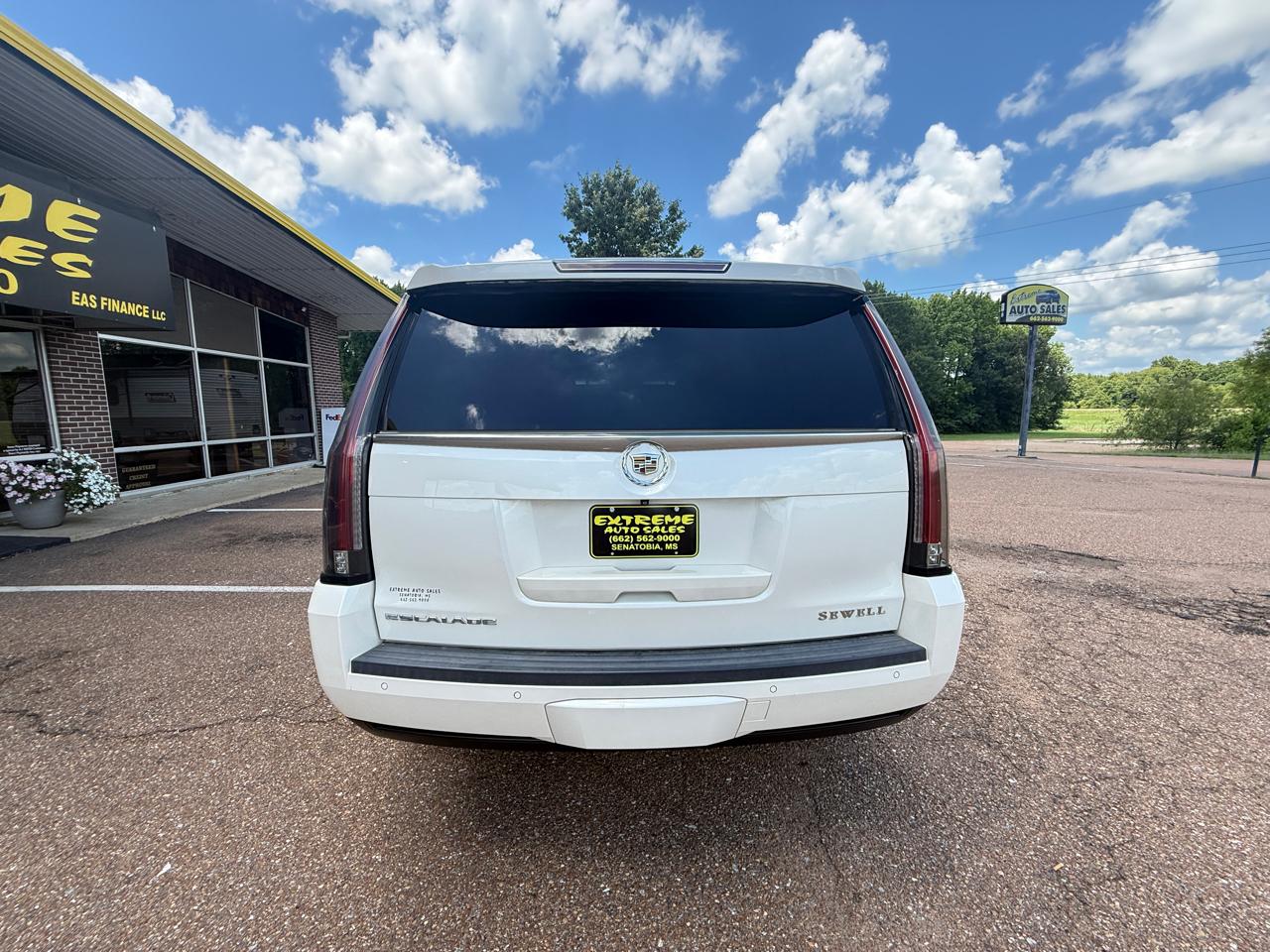 Cadillac Escalade 4WD 4dr Premium 2015
