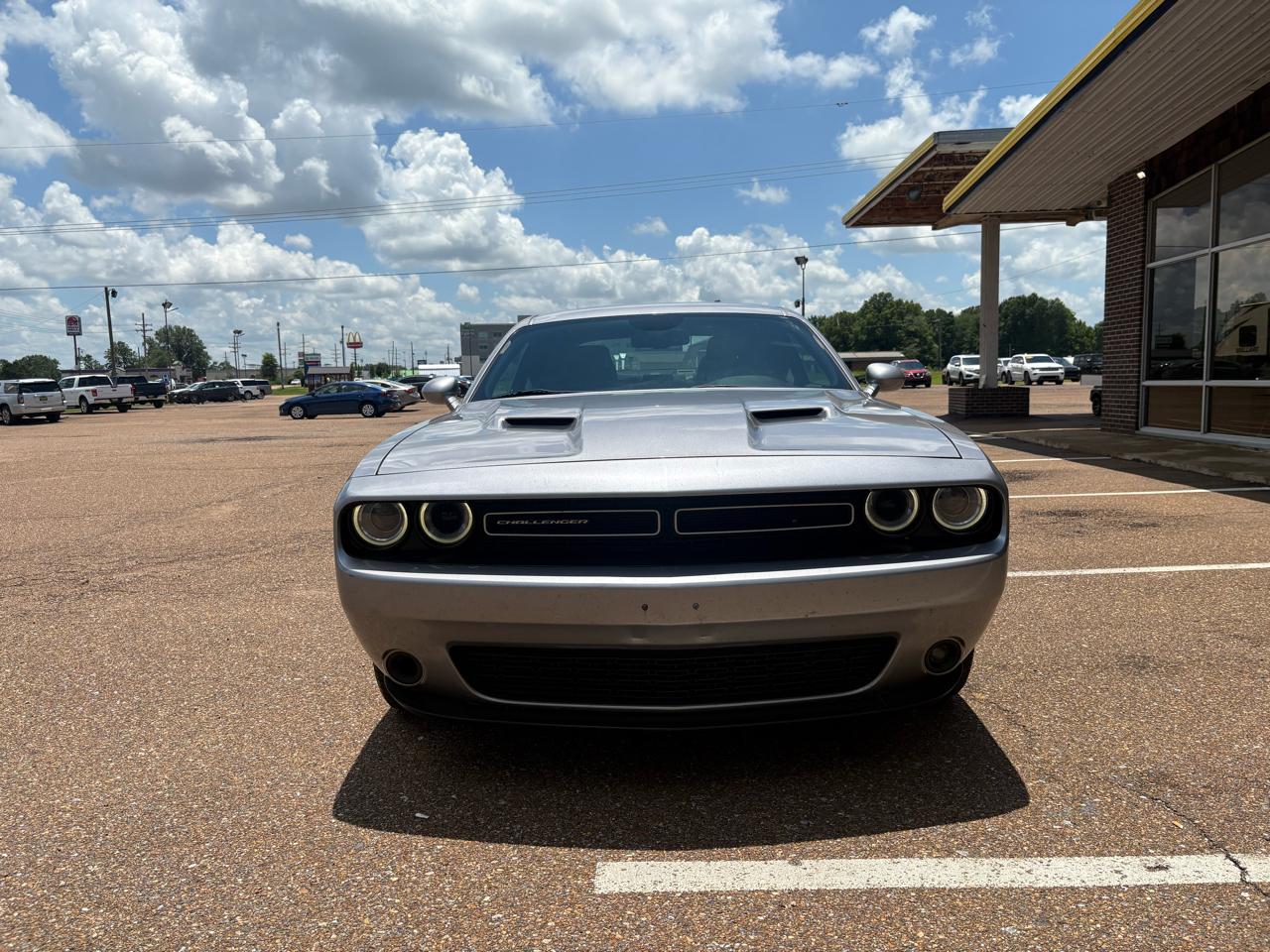 Dodge Challenger 2dr Cpe SXT 2015