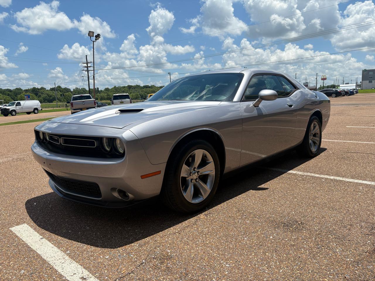 Dodge Challenger 2dr Cpe SXT 2015