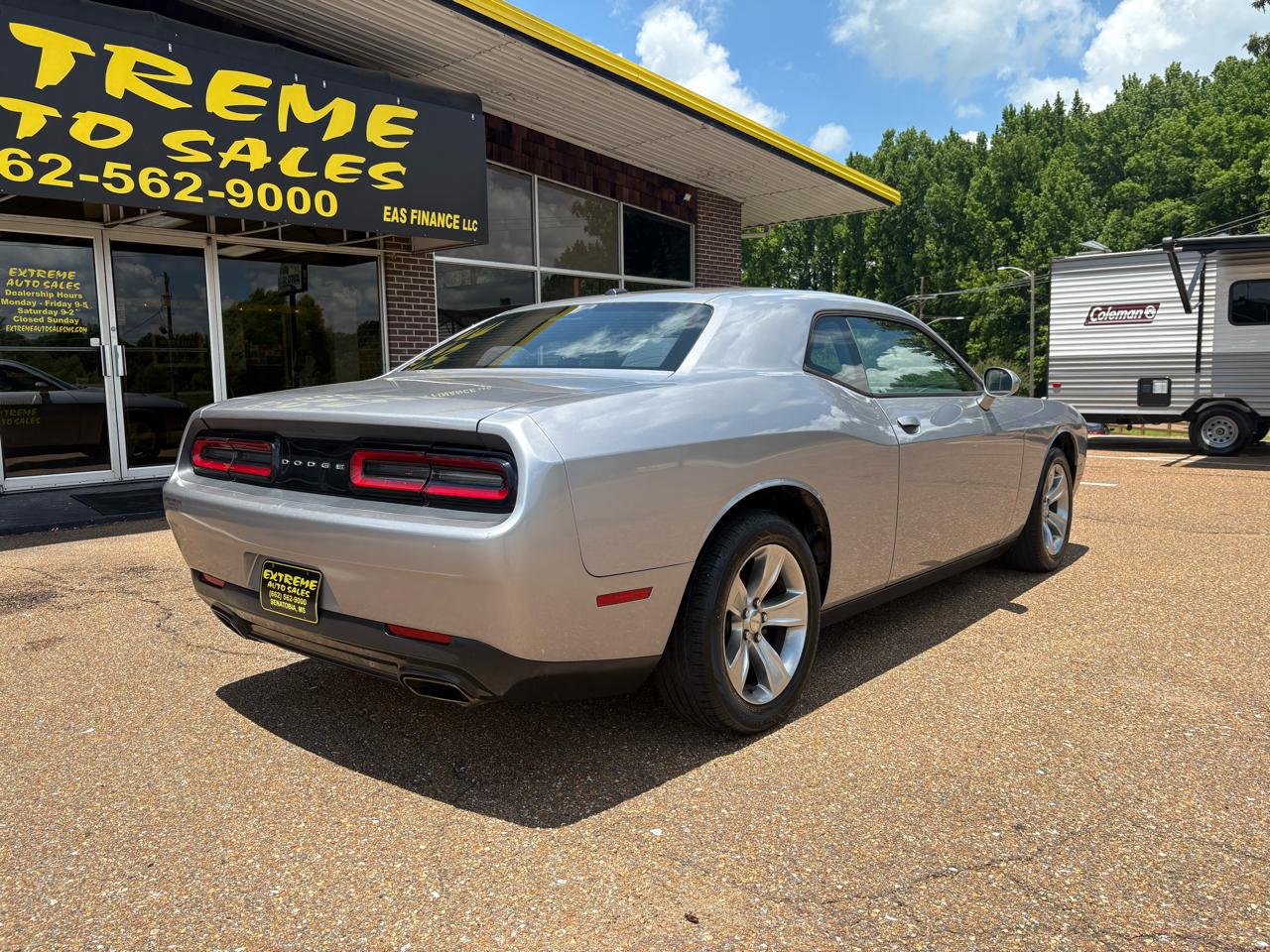Dodge Challenger 2dr Cpe SXT 2015