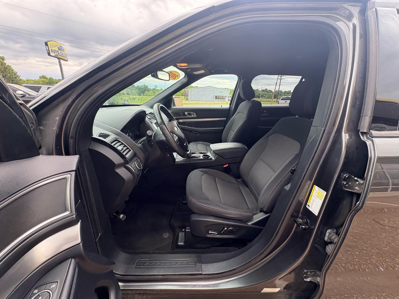 Ford Explorer XLT FWD 2018