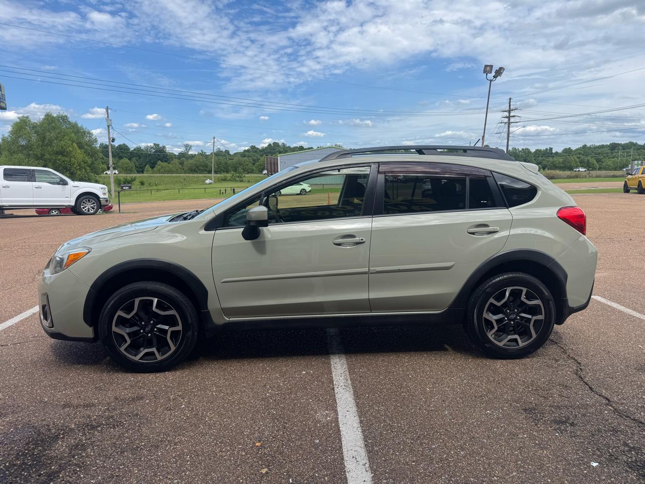 Subaru Crosstrek 5dr CVT 2.0i Premium 2016