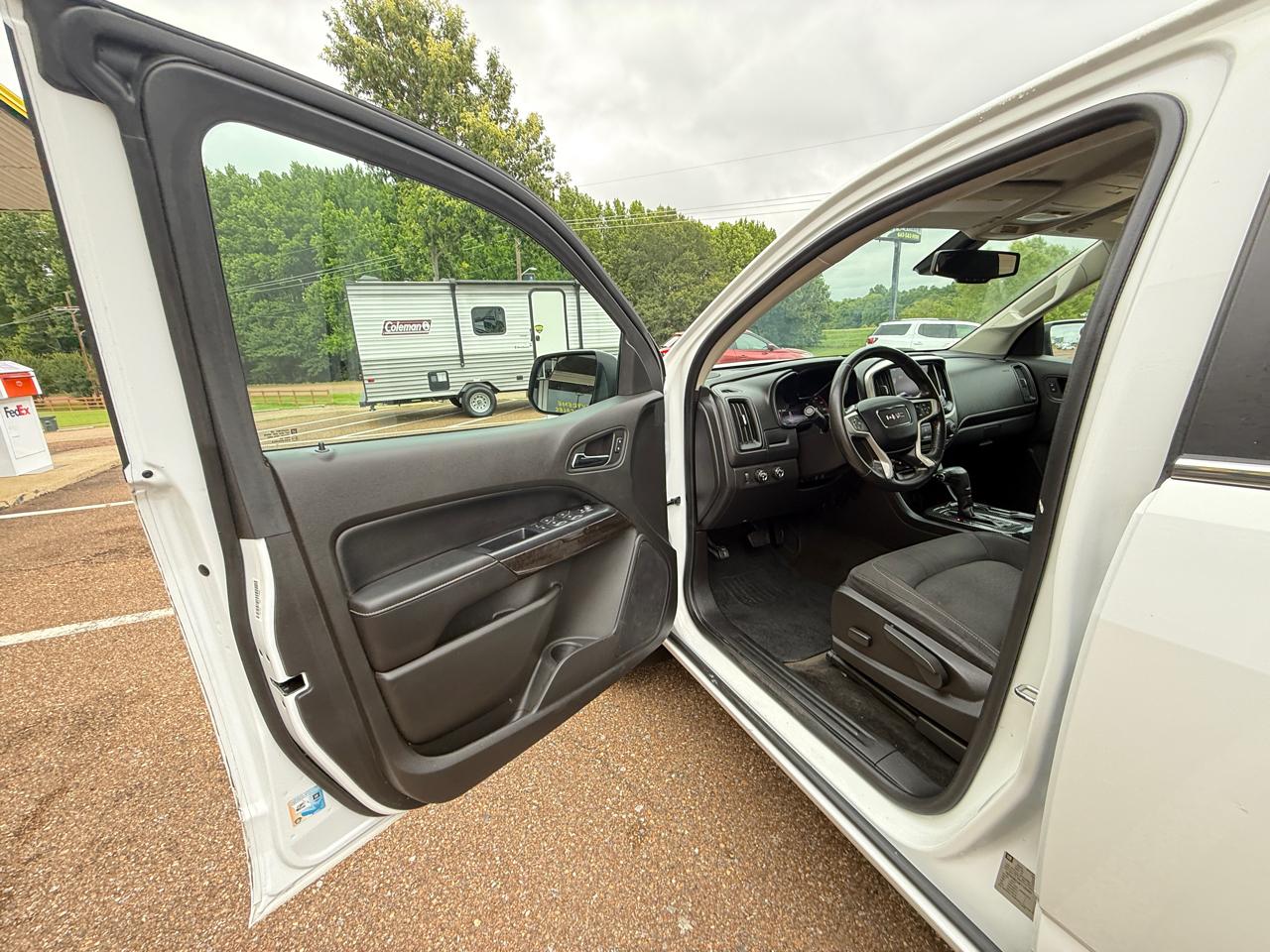 GMC Canyon 4WD Crew Cab 128.3" SLE 2015