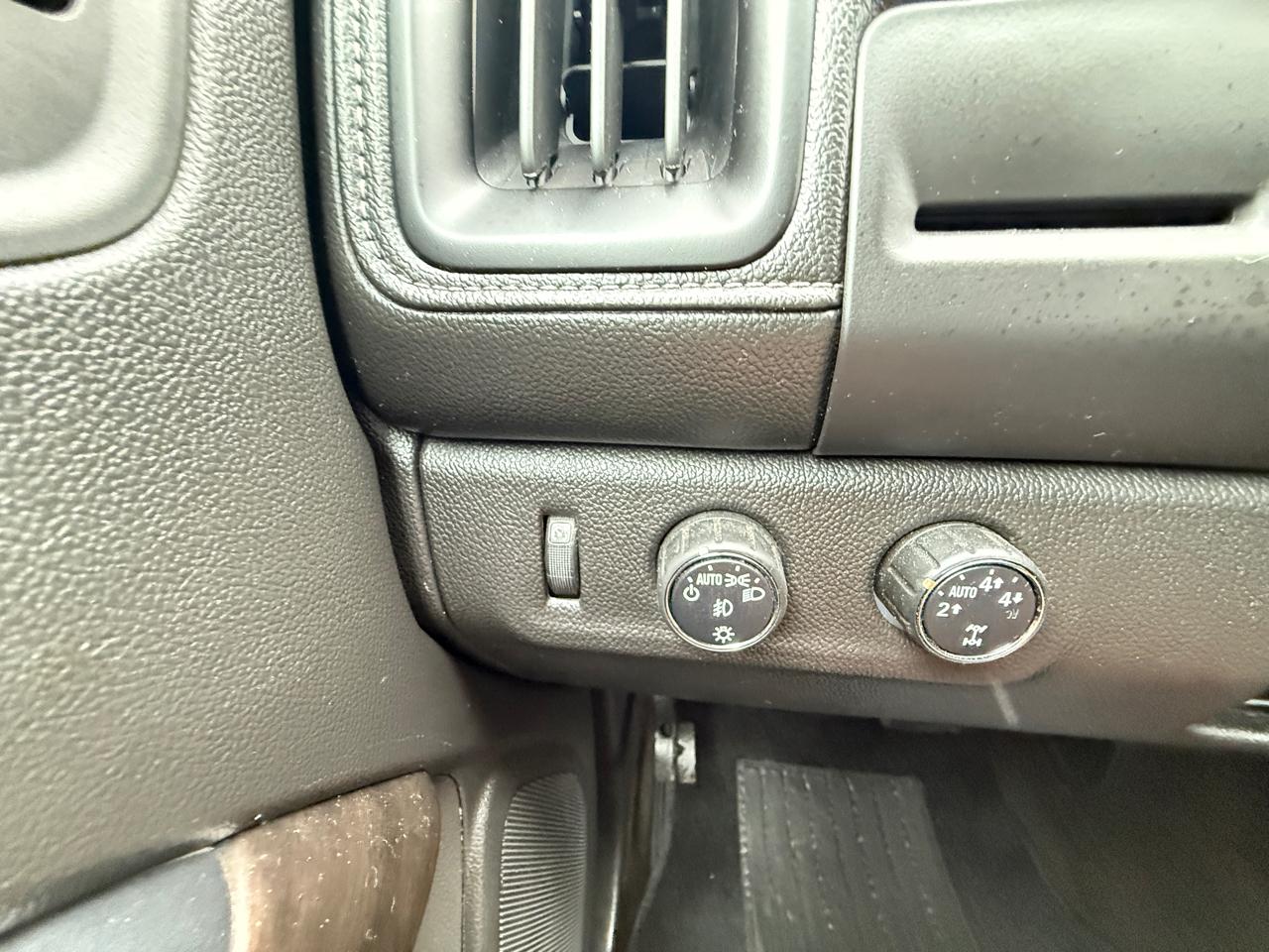 GMC Canyon 4WD Crew Cab 128.3" SLE 2015