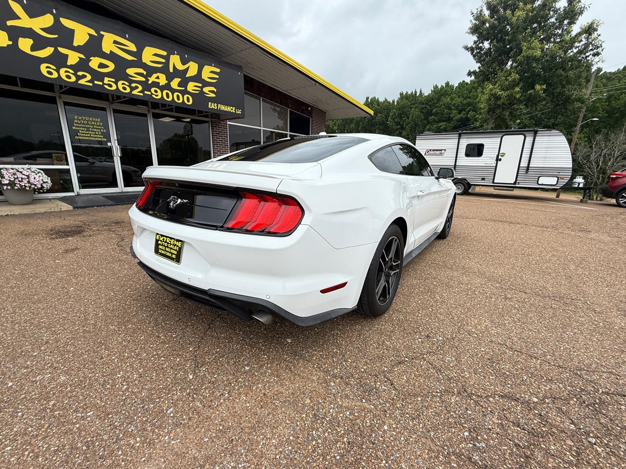 Ford Mustang EcoBoost Fastback 2019