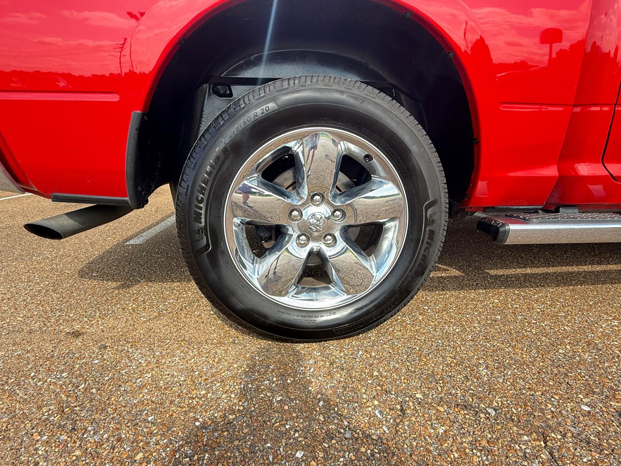 RAM 1500 Big Horn 4x4 Crew Cab 5'7" Box 2018