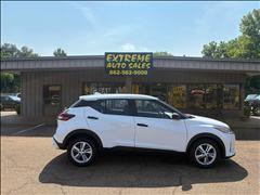 2023 Nissan Kicks 