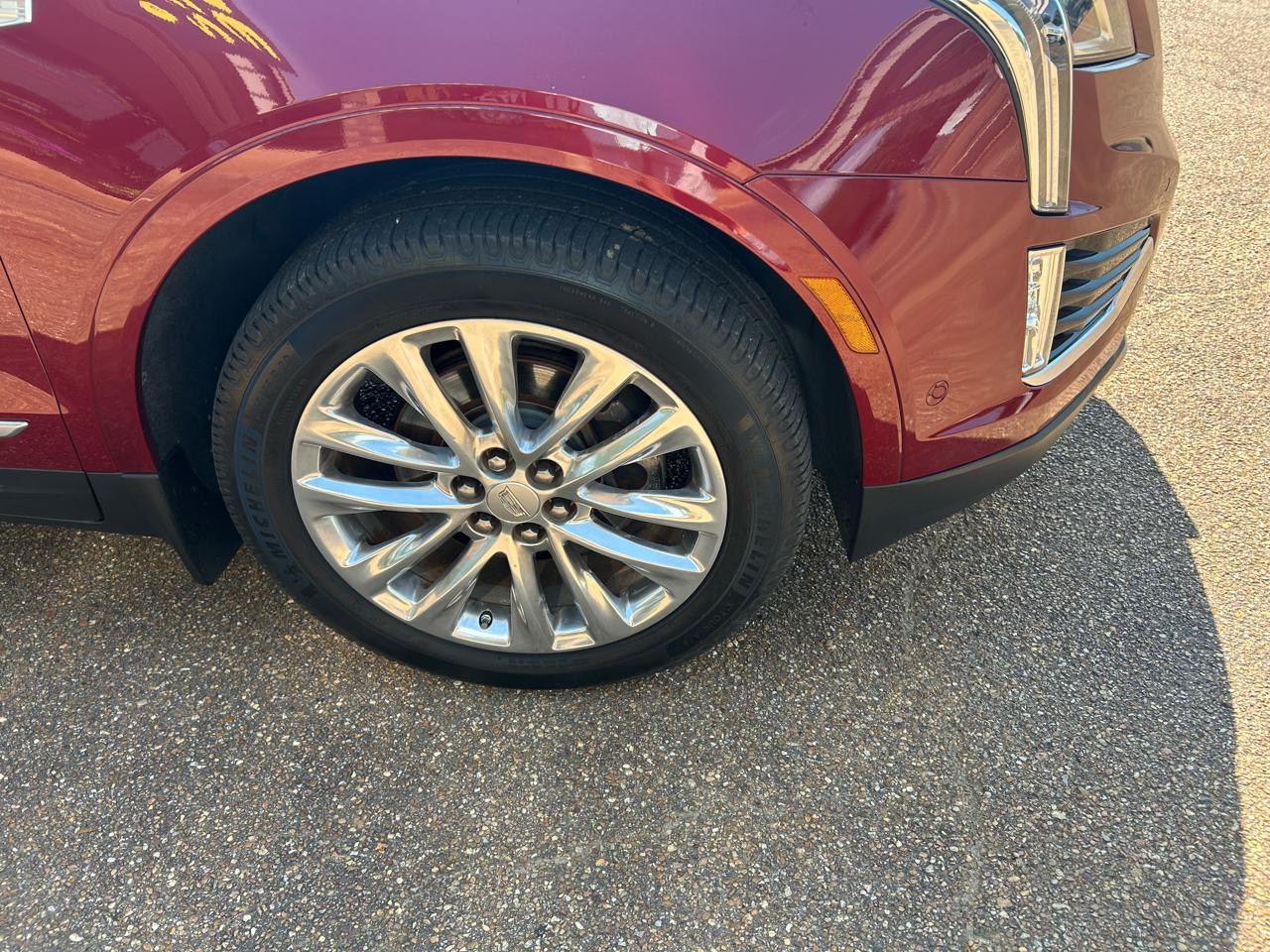 Cadillac XT5 AWD 4dr Platinum 2017