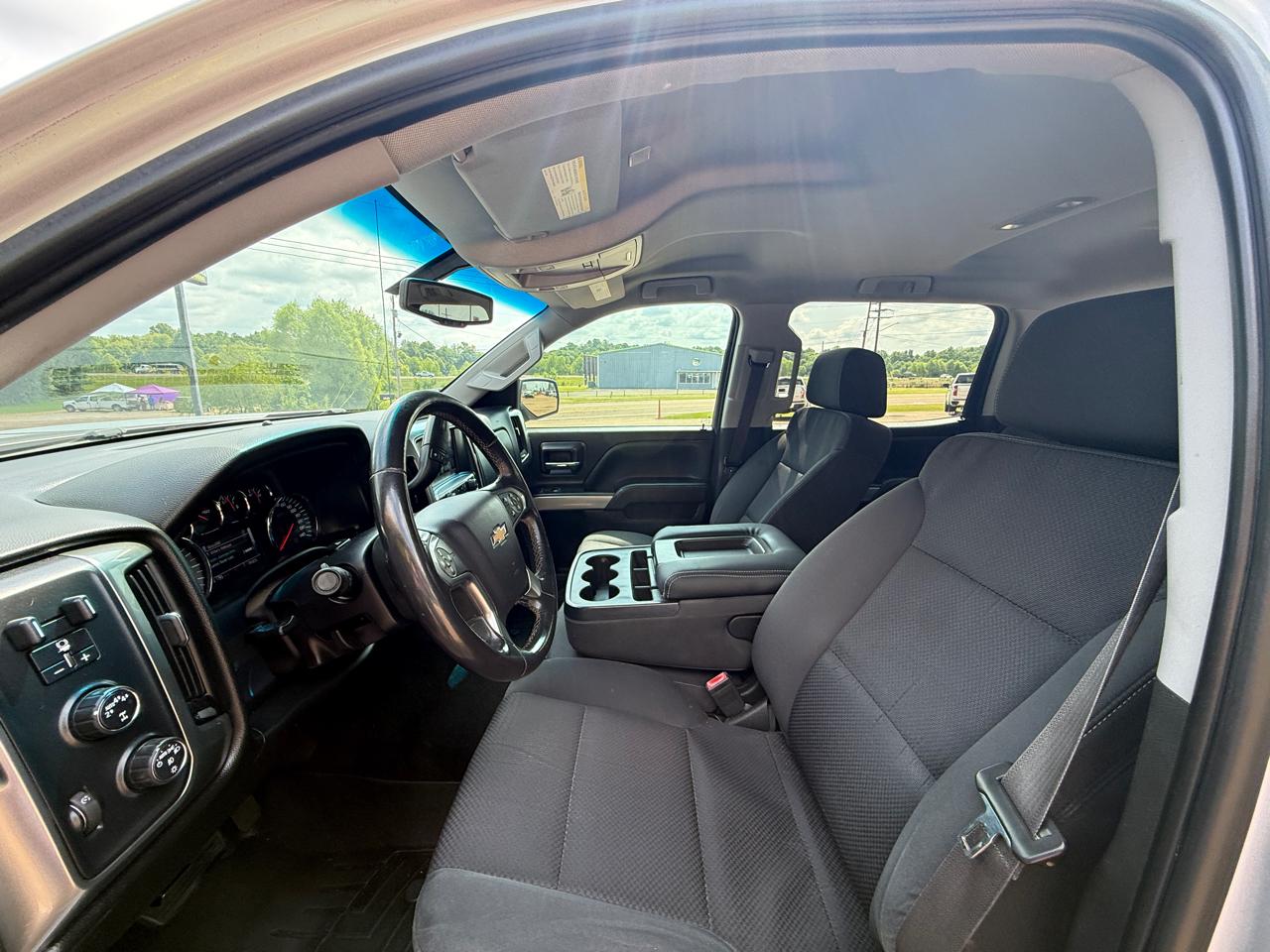 Chevrolet Silverado 1500 4WD Crew Cab 143.5" LT w/2LT 2017