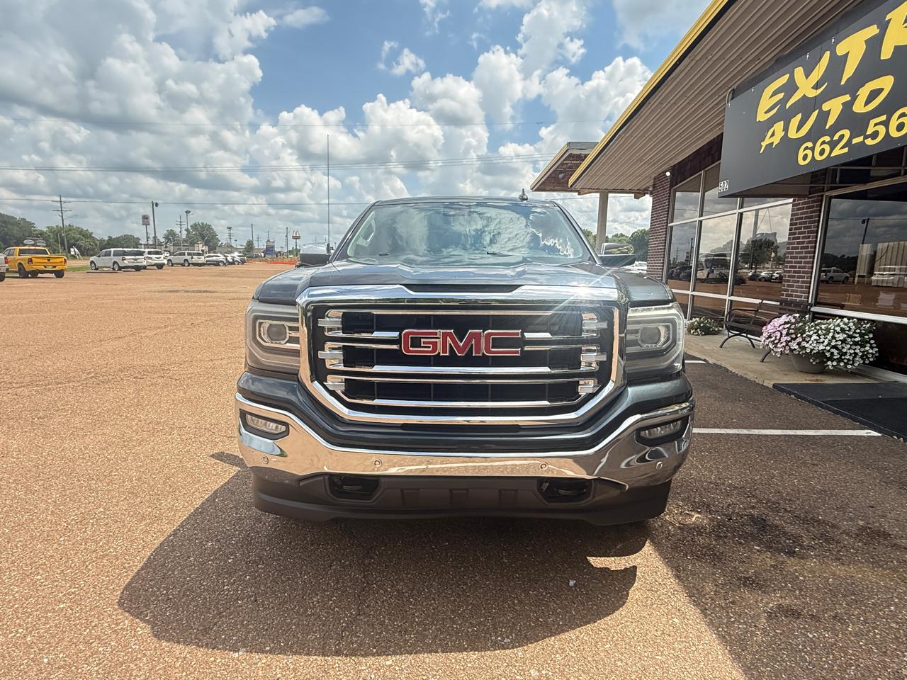 GMC Sierra 1500 4WD Crew Cab 143.5" SLT 2018
