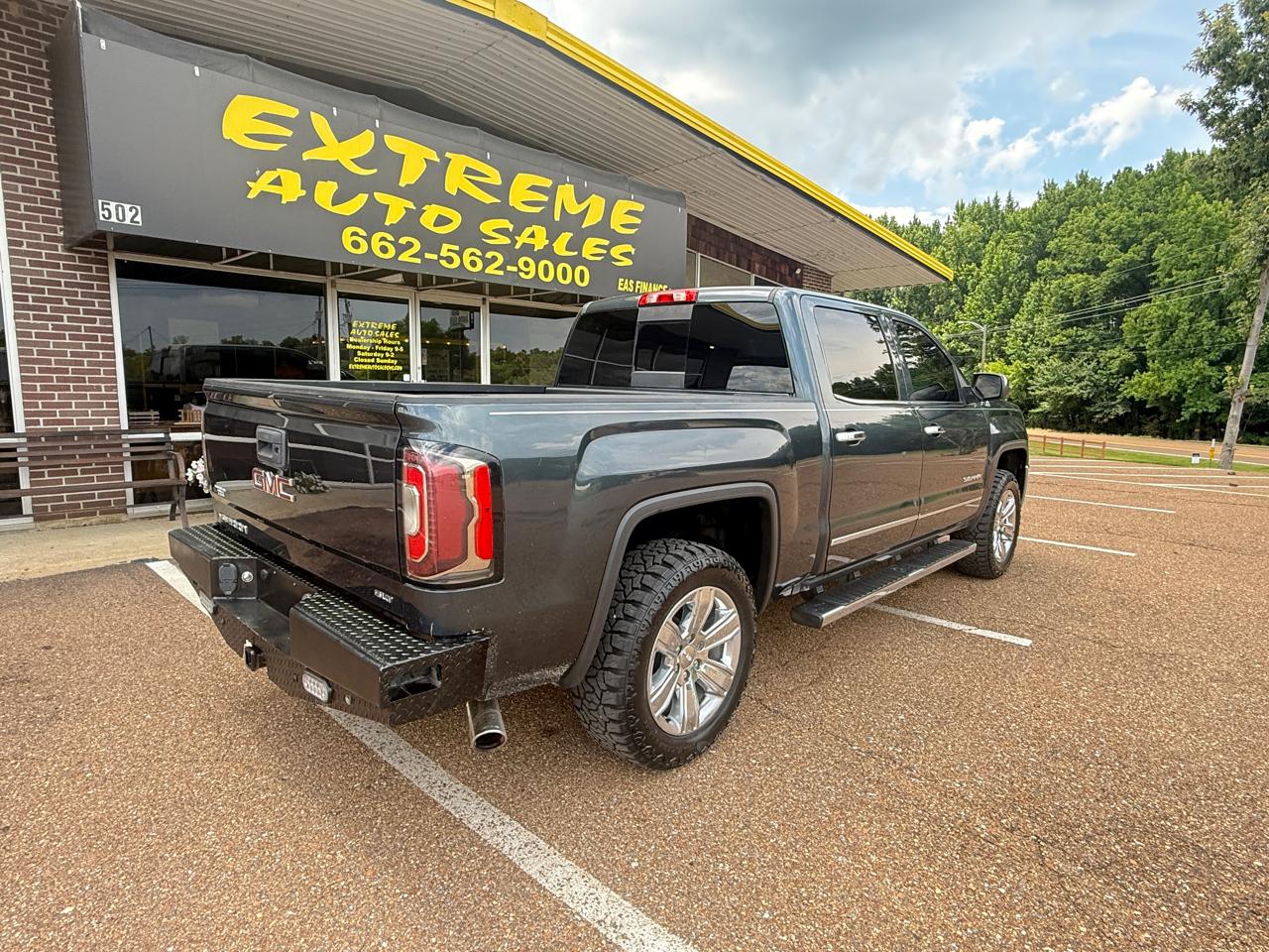 GMC Sierra 1500 4WD Crew Cab 143.5" SLT 2018