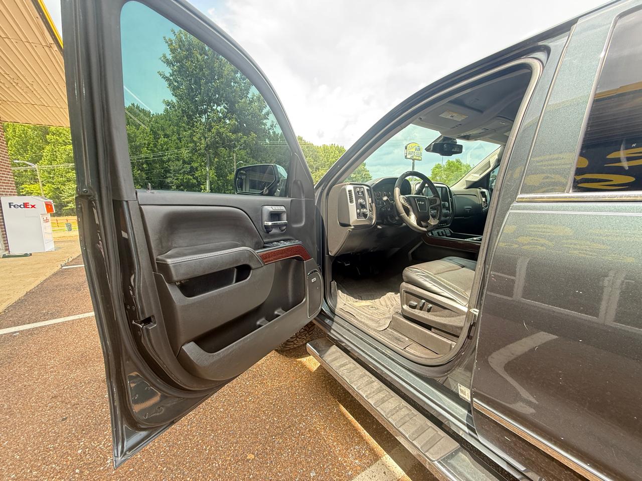 GMC Sierra 1500 4WD Crew Cab 143.5" SLT 2018
