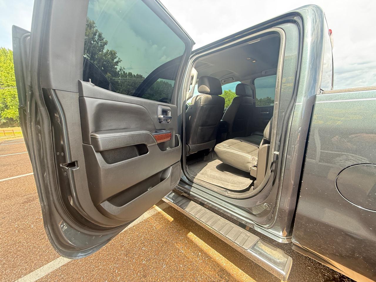 GMC Sierra 1500 4WD Crew Cab 143.5" SLT 2018