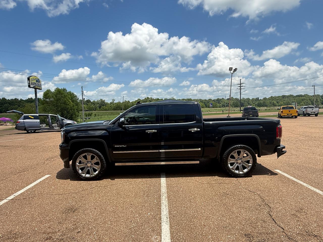 GMC Sierra 1500 4WD Crew Cab 143.5" Denali 2018