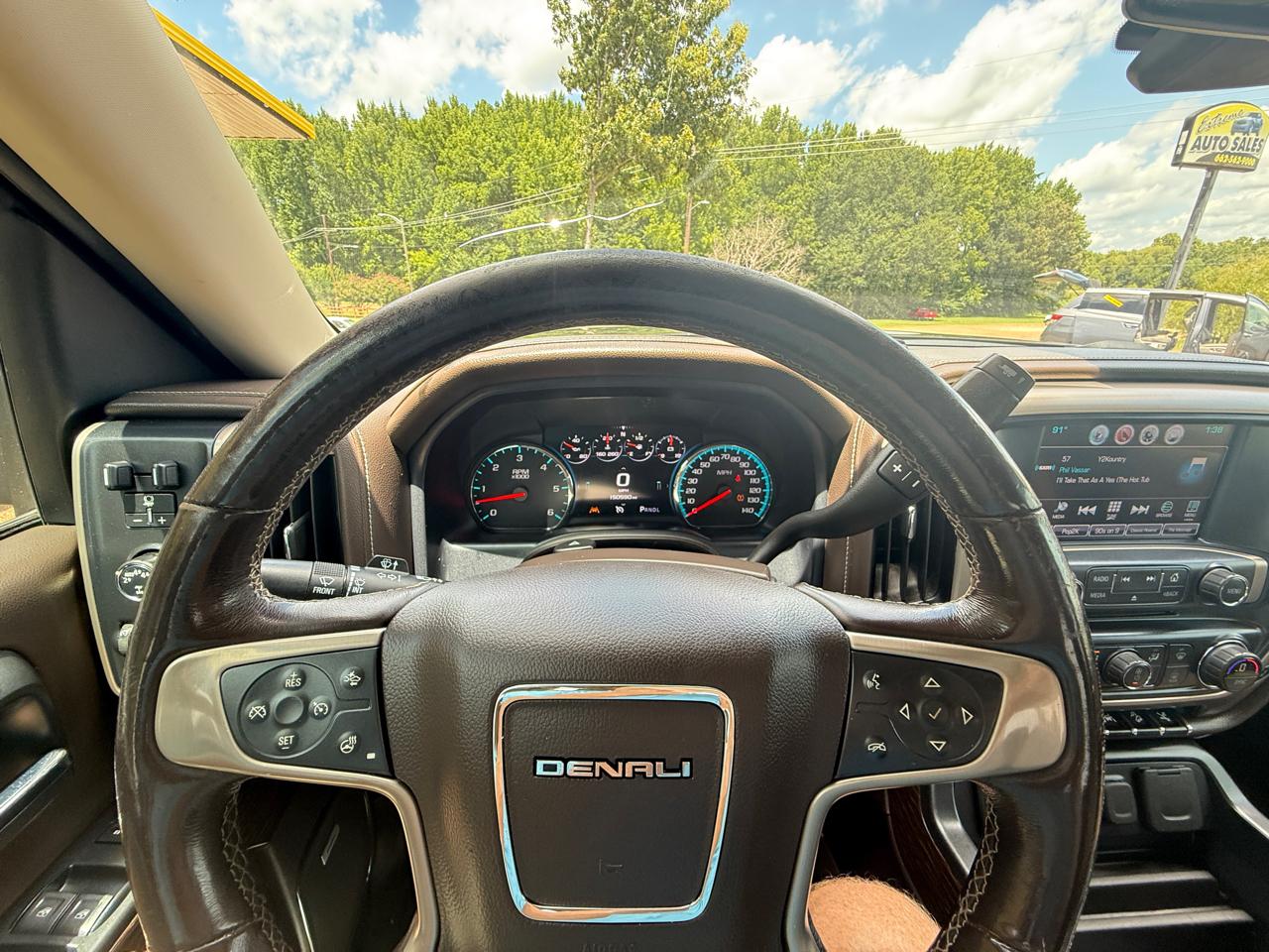 GMC Sierra 1500 4WD Crew Cab 143.5" Denali 2018