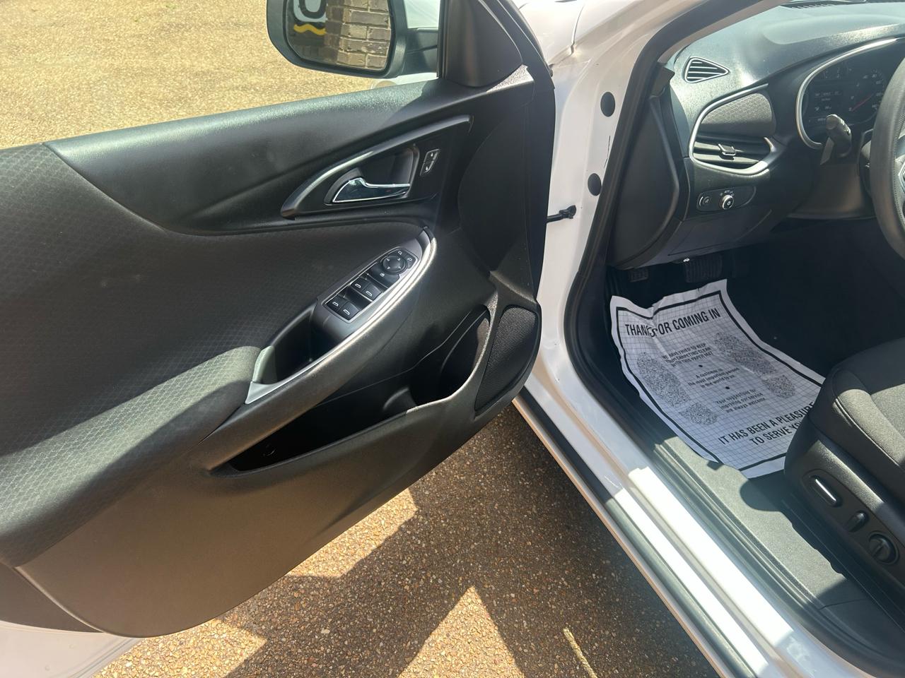 Chevrolet Malibu 4dr Sdn LS w/1FL 2021