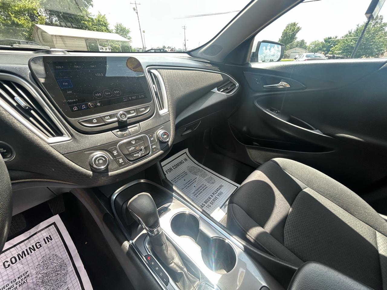 Chevrolet Malibu 4dr Sdn LS w/1FL 2021