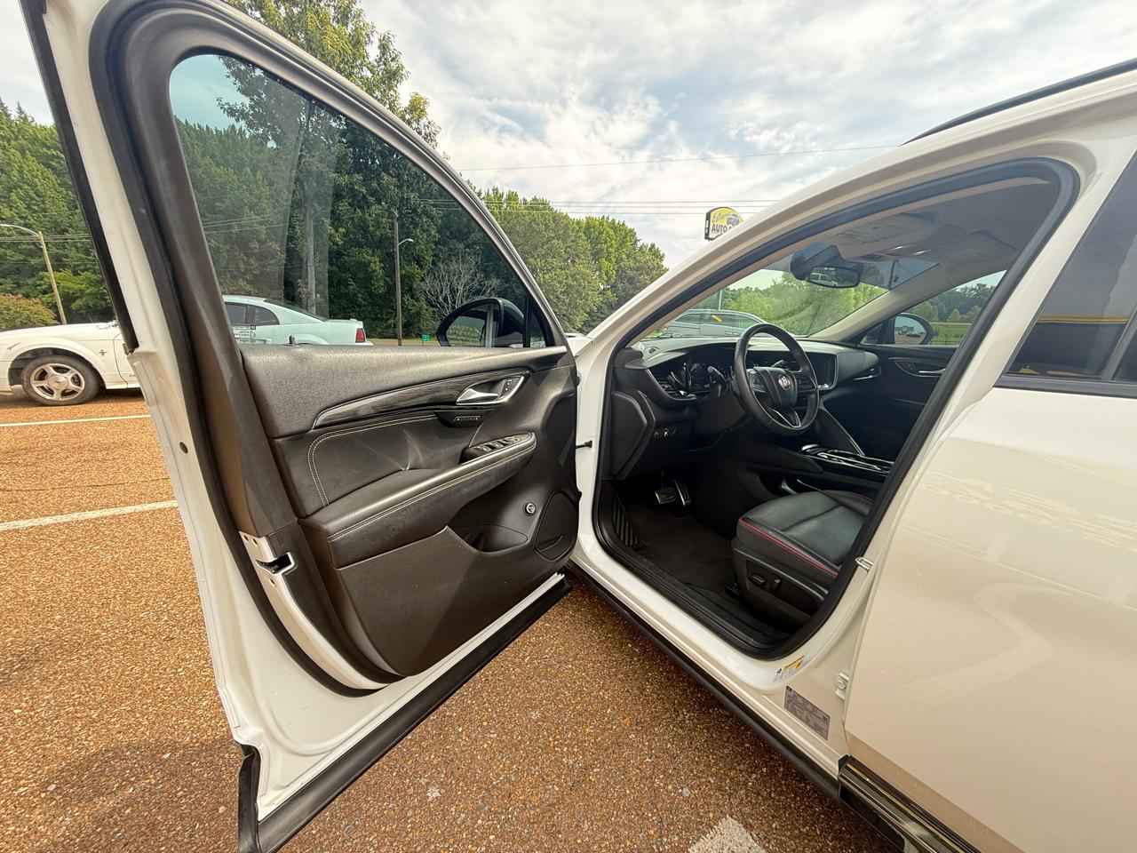 Buick Envision FWD 4dr Essence 2022