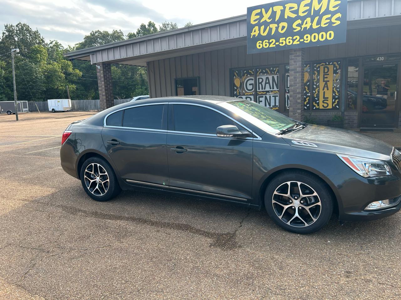 Buick LaCrosse 4dr Sdn Sport Touring FWD 2016