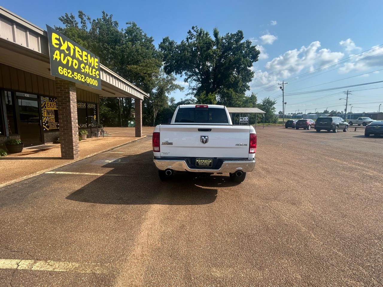RAM 1500 4WD Quad Cab 140.5" Big Horn 2016