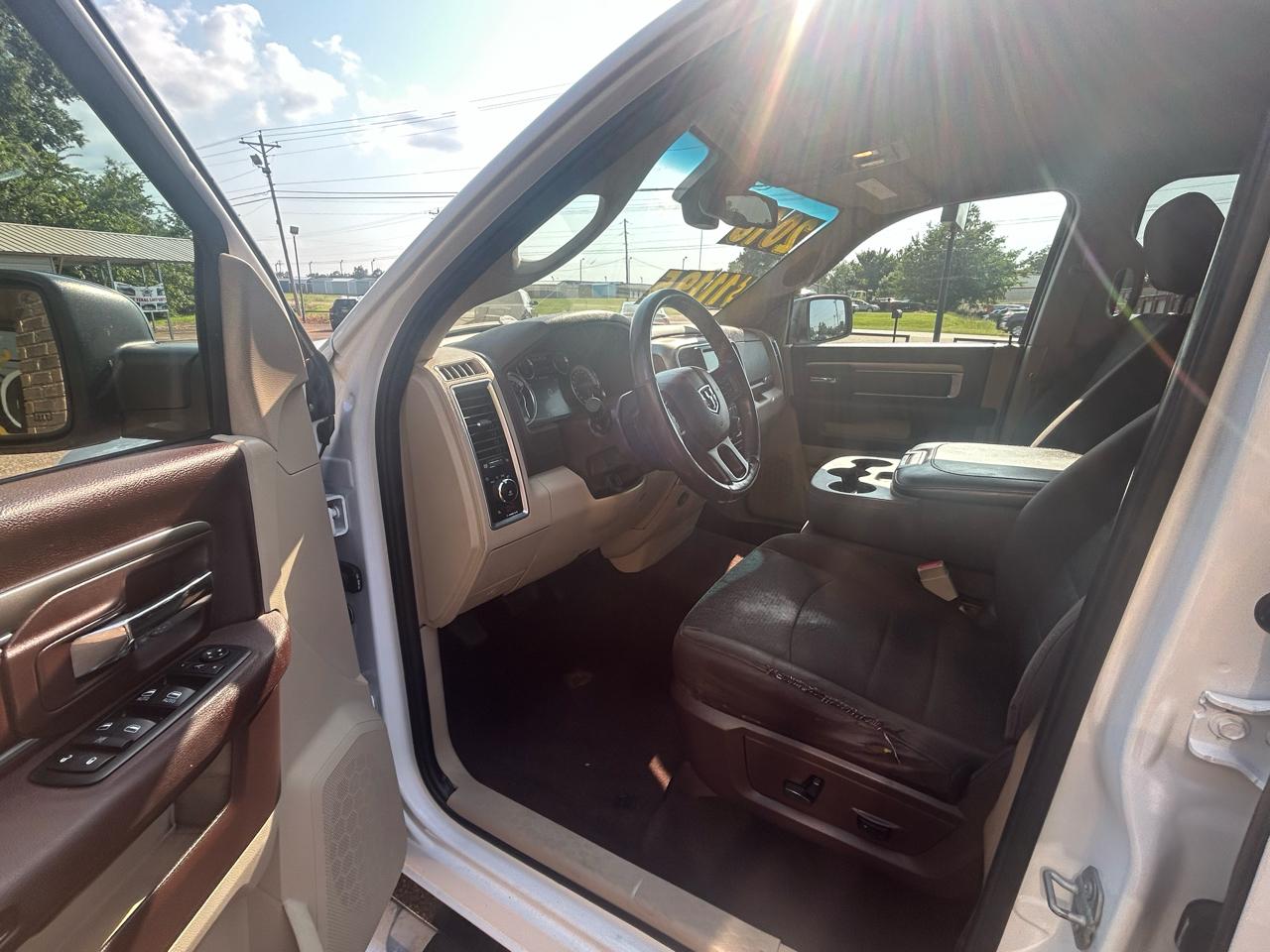 RAM 1500 4WD Quad Cab 140.5" Big Horn 2016