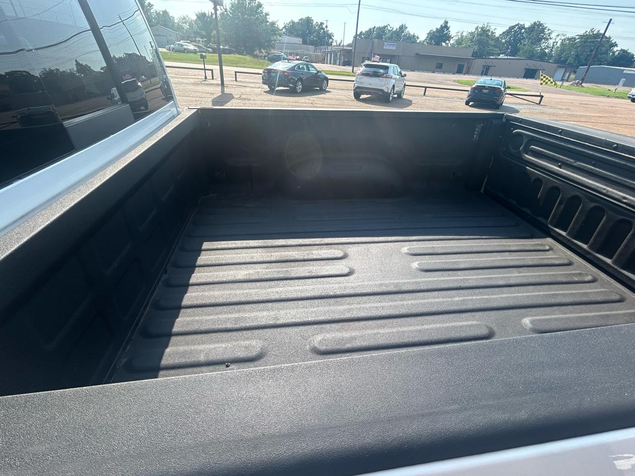 RAM 1500 4WD Quad Cab 140.5" Big Horn 2016