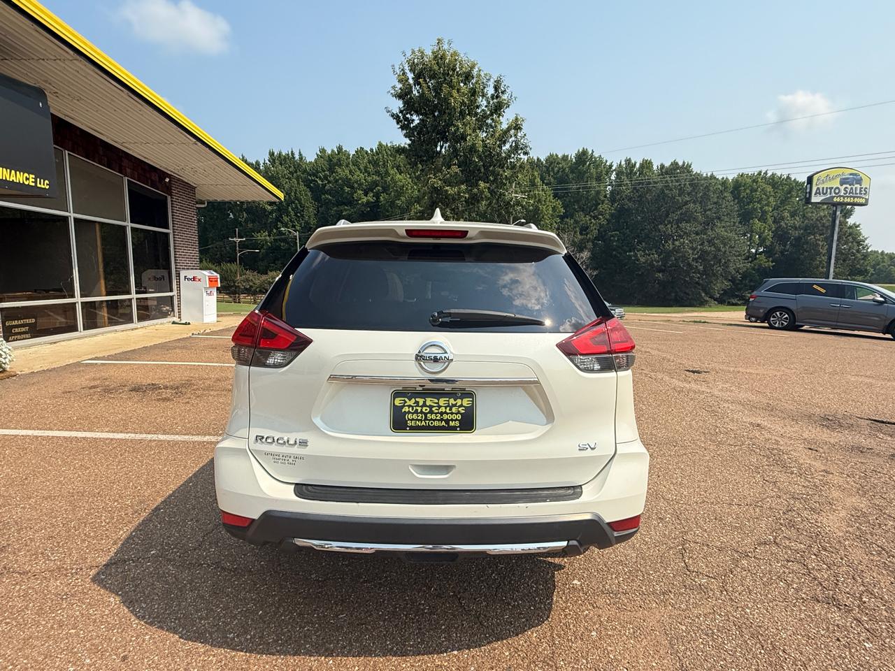 Nissan Rogue FWD SV 2017