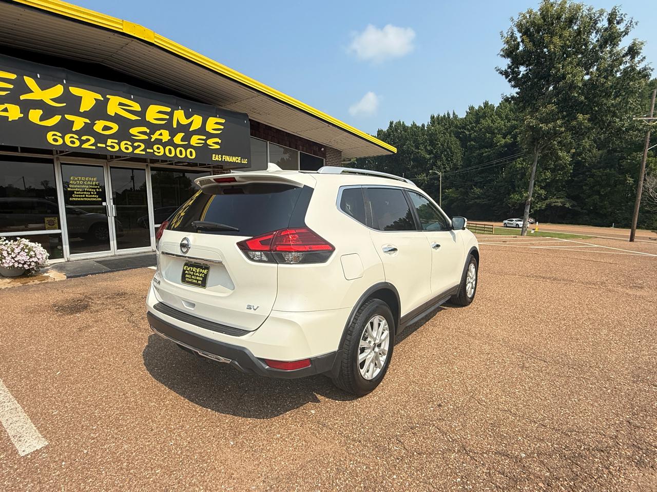 Nissan Rogue FWD SV 2017