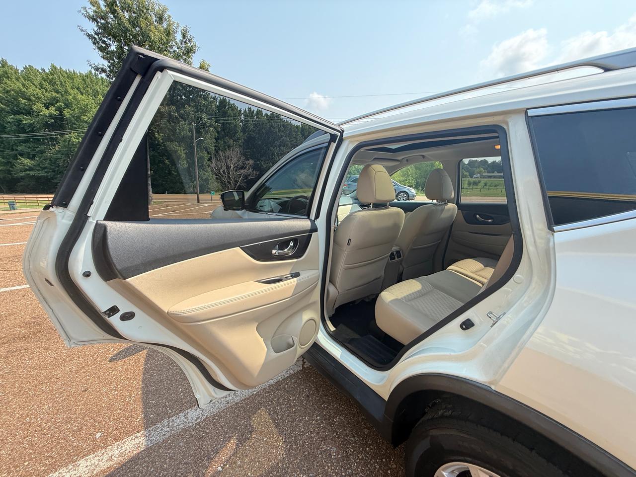 Nissan Rogue FWD SV 2017
