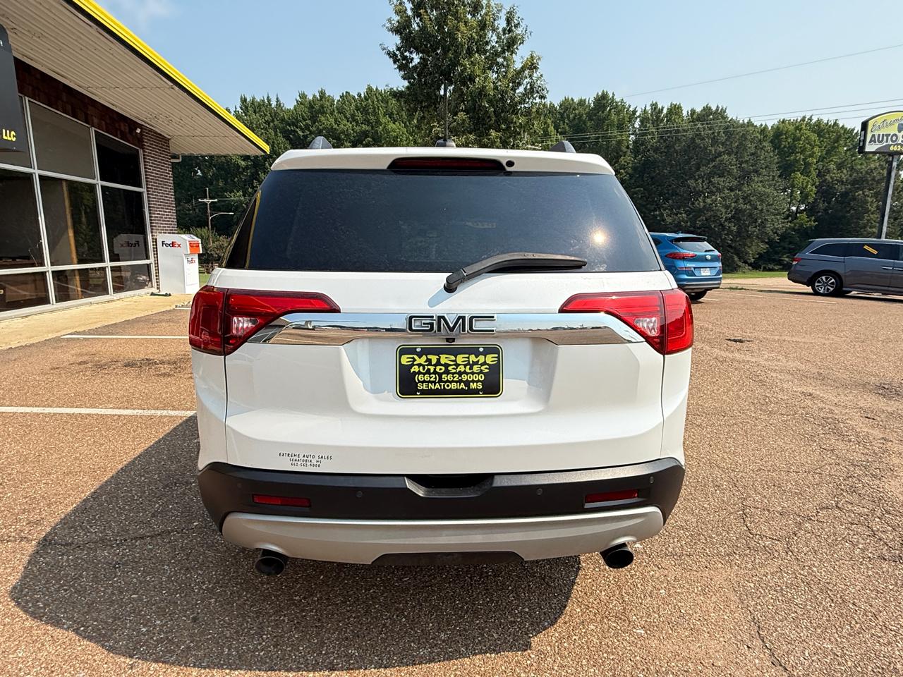 GMC Acadia FWD 4dr SLT w/SLT-1 2018