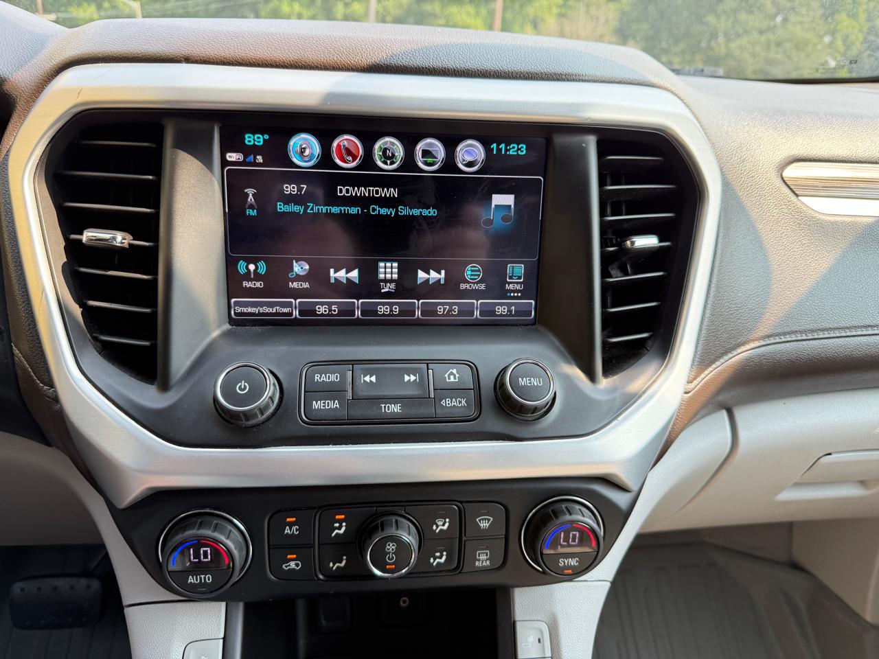 GMC Acadia FWD 4dr SLT w/SLT-1 2018