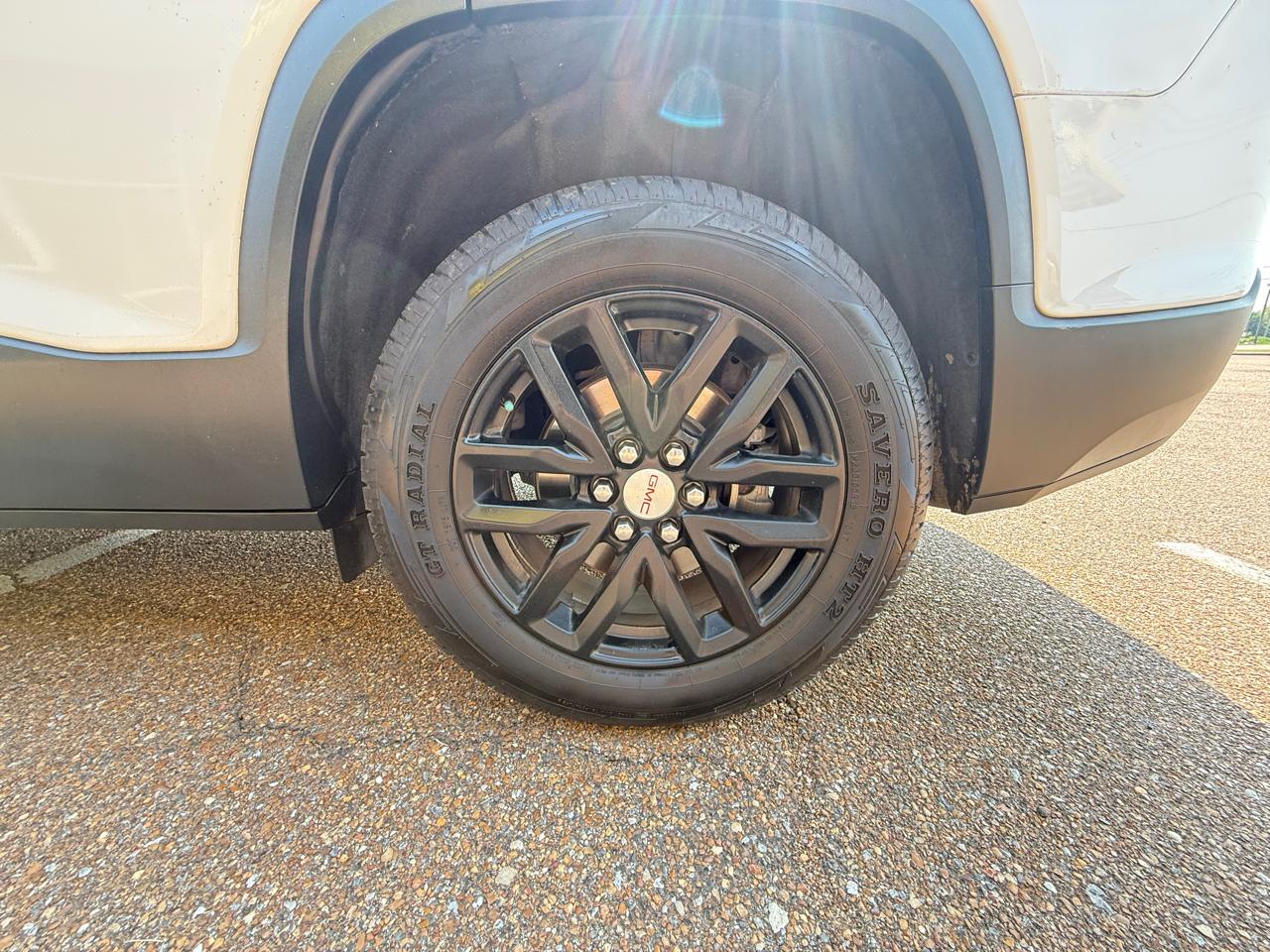 GMC Acadia FWD 4dr SLT w/SLT-1 2018