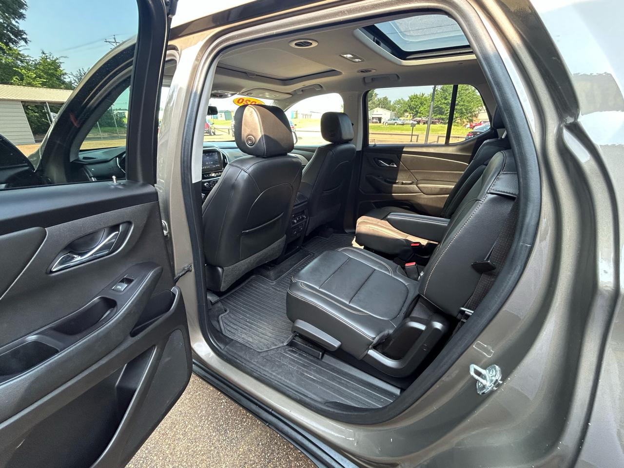 Chevrolet Traverse AWD 4dr LT Leather 2020