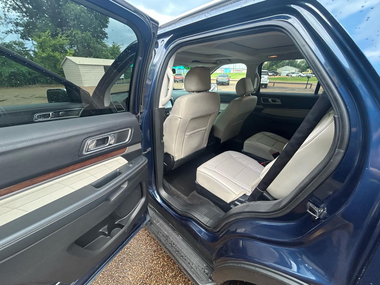 Ford Explorer Platinum 4WD 2017
