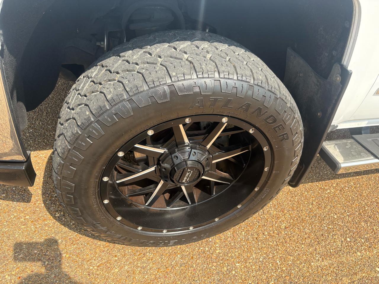 Chevrolet Silverado 1500 4WD Crew Cab 143.5" LTZ w/1LZ 2018