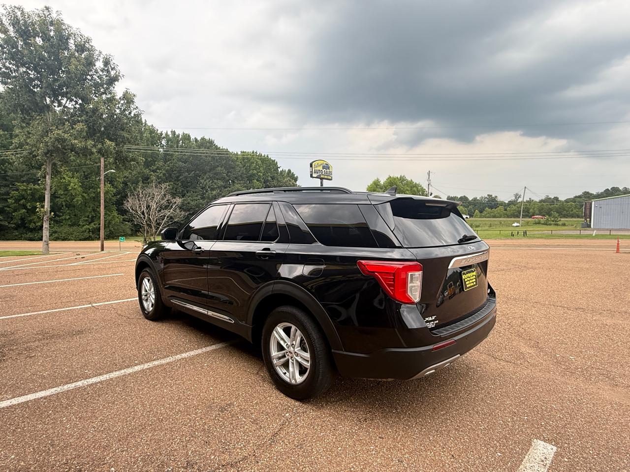 Ford Explorer XLT 4WD 2023
