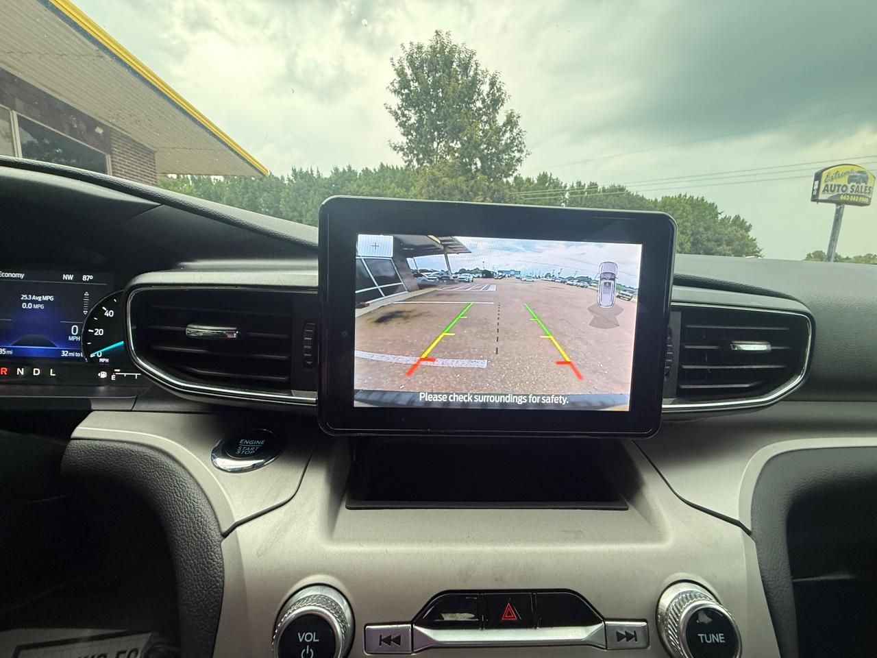 Ford Explorer XLT 4WD 2023